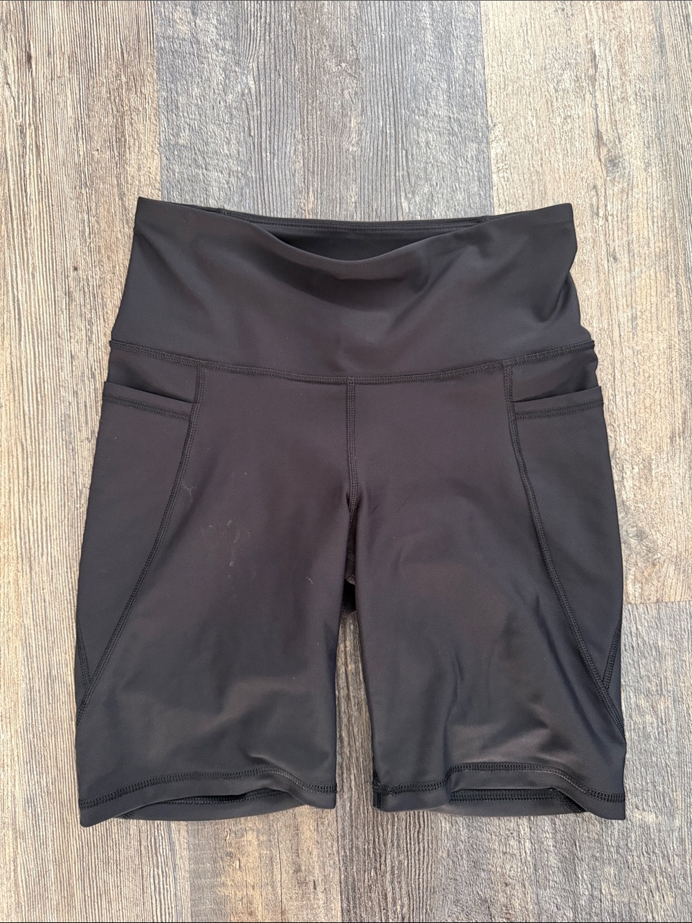 Old Navy Black High-Rise Bike Shorts with Side Pockets